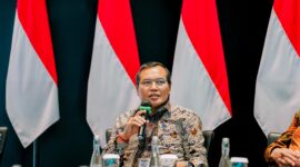 Direktur Operasi Pembangkit Gas PLN Nusantara Power Komang Parmita menyampaikan sebagai perusahaan yang mengelola pembangkit terbesar di Indonesia, PLN Nusantara Power memiliki tanggung jawab besar bahwa energi ini punya kaitan dengan, tetap kaitannya dengan emisi. Karena itu bagi kami penting bahwa bagaimana menciptakan energi ini adalah energi yang bersih.