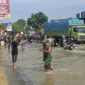 Jalan raya Serang menuju pintu Tol Bitung, dan jalur arteri ke Kota Tangerang tersendat karena banjir, Selasa (8/7/2025). Foto: Dok. BPBD Kabupaten Tangerang