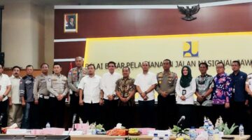 Rapat Koordinasi: Mencari Solusi untuk Jalur Gumitir di Surabaya