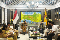 Gubernur Jawa Tengah Ahmad Lutfi mengapresiasi semangat dan inisiatif para Pemuda desa yang tergabung dalam Ikatan Pemuda Penggerak Desa Indonesia (IPDA) yang siap bersinergi menyelesaikan permasalahan di Jawa Tengah.(foto.doc)