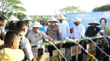 Kapolri Pimpin Penanaman Jagung Serentak di Grobogan, Targetkan 1 Juta Hektare untuk Swasembada Pangan 2025
