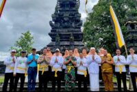 Usai kegiatan berpose bersama didepan Rumah Ibadah di Desa Sodong Kecamatan Tigaraksa (Sumber Foto ; Kemenag Kabupaten Tangerang)
