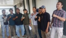 module: a;
hw-remosaic: 0;
touch: (-1.0, -1.0);
modeInfo: ;
sceneMode: Hdr;
cct_value: 0;
AI_Scene: (-1, -1);
aec_lux: 91.0;
hist255: 0.0;
hist252~255: 0.0;
hist0~15: 0.0;