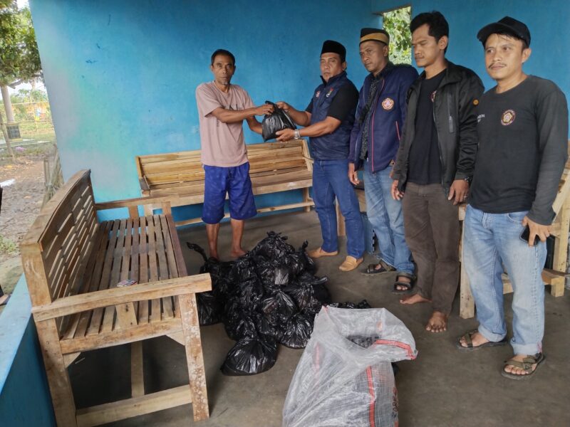 filter: 0; fileterIntensity: 0.0; filterMask: 0; module: photo;
hw-remosaic: false;
touch: (-1.0, -1.0);
modeInfo: HDR ;
sceneMode: 2;
cct_value: 0;
AI_Scene: (-1, -1);
aec_lux: 263.14996;
aec_lux_index: 0;
hist255: 0.0;
hist252~255: 0.0;
hist0~15: 0.0;
albedo:  ;
confidence:  ;
motionLevel: -1;
weatherinfo: null;
temperature: 40;