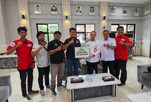 Run To Give Karang Taruna Curug Himpun Donasi Rp62,5 Juta untuk Korban Bencana Sumatera: Serahkan Ke PMI Kabupaten Tangerang 