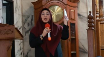 Safari Ramadan, Wabup Intan Minta Masyarakat Desa Cihuni Jaga Keasrian dan Keharmonisan