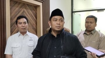 Sulit Urus Perizinan Usaha di Kabupaten Tangerang. Bimo Anggota DPRD Fraksi Golkar Membenarkan Hal Tersebut.