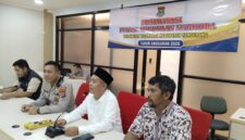 filter: 0; fileterIntensity: 0.0; filterMask: 0; module: photo;
hw-remosaic: false;
touch: (-1.0, -1.0);
modeInfo: ;
sceneMode: 8;
cct_value: 0;
AI_Scene: (-1, -1);
aec_lux: 303.9174;
aec_lux_index: 0;
hist255: 0.0;
hist252~255: 0.0;
hist0~15: 0.0;
albedo:  ;
confidence:  ;
motionLevel: -1;
weatherinfo: null;
temperature: 42;