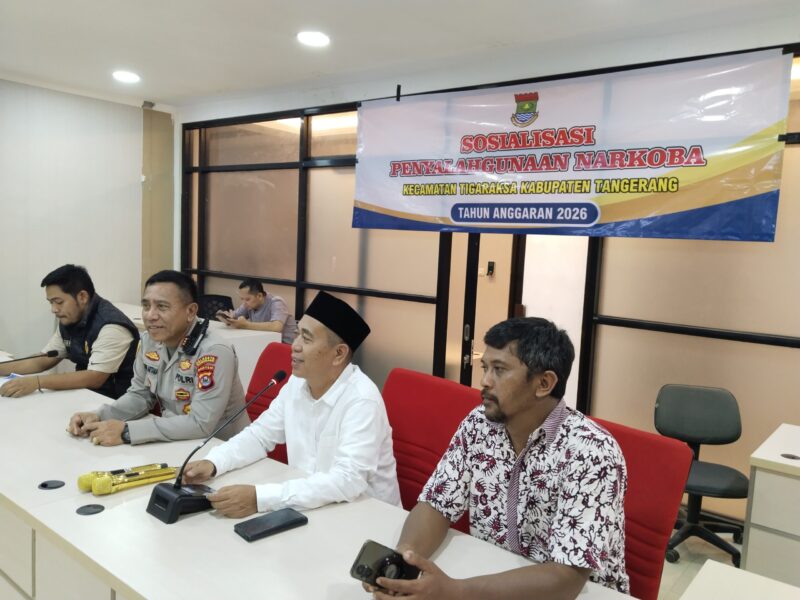 filter: 0; fileterIntensity: 0.0; filterMask: 0; module: photo;
hw-remosaic: false;
touch: (-1.0, -1.0);
modeInfo: ;
sceneMode: 8;
cct_value: 0;
AI_Scene: (-1, -1);
aec_lux: 303.9174;
aec_lux_index: 0;
hist255: 0.0;
hist252~255: 0.0;
hist0~15: 0.0;
albedo:  ;
confidence:  ;
motionLevel: -1;
weatherinfo: null;
temperature: 42;