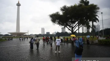 13 ribu orang sambangi Monas di hari kedua Lebaran