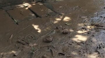 Waduh, Bupati Tangerang Kunjungi Cluster Elite Padahal Dampak Banjir Lumpur Parah Di Binong