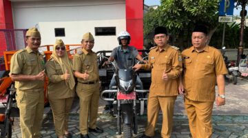 Apel Pagi, Pemcam Tigaraksa Pastikan kesiapan Kendaraan Siaga dan Armada Sampah Layani Masyarakat