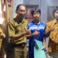 Kepala Dinas Pendidikan, Kepemudaan dan Olahraga Yusuf Agung Prabowo mengunjungi Alim di rumahnya