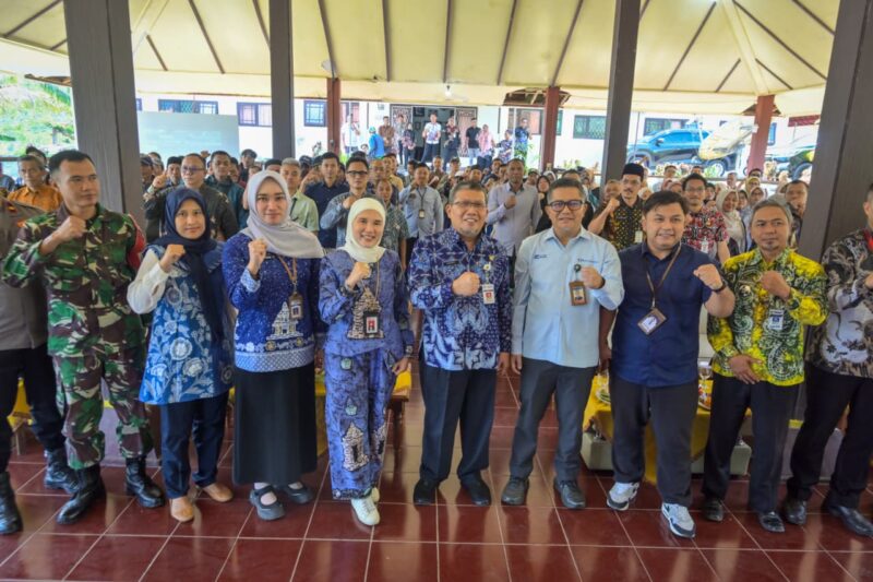 PT BPR BKK Mandiraja (Perseroda) menegaskan komitmennya dalam mempercepat literasi keuangan sekaligus melindungi masyarakat terutama generasi muda dari bahaya ancaman keuangan ilegal. (foto/doc.Kominfo)